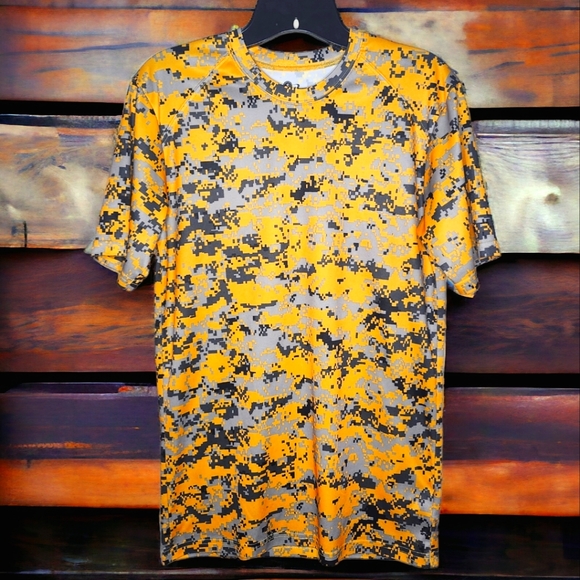 BADGER Set of 2 Neon Camo Sport Tops- Small - Picture 2 of 7